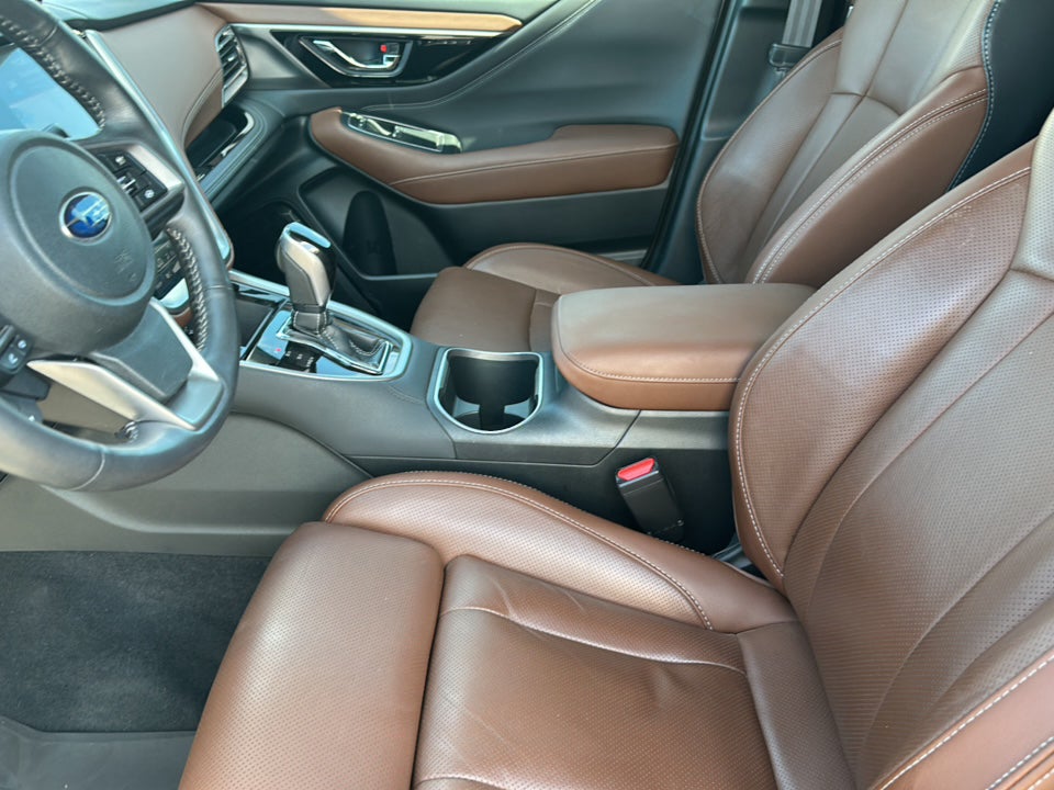 2022 Subaru Outback Touring XT