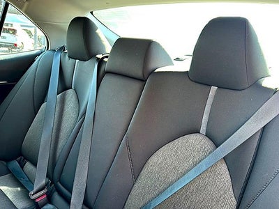 2024 Toyota Camry LE Auto (SE)