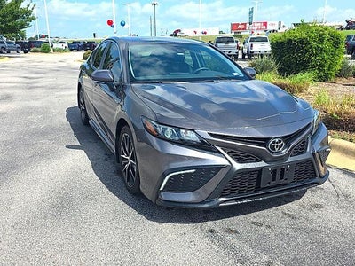 2024 Toyota Camry SE Auto (SE)