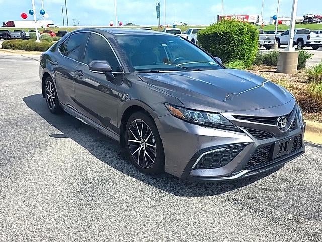 2024 Toyota Camry SE Auto (SE)