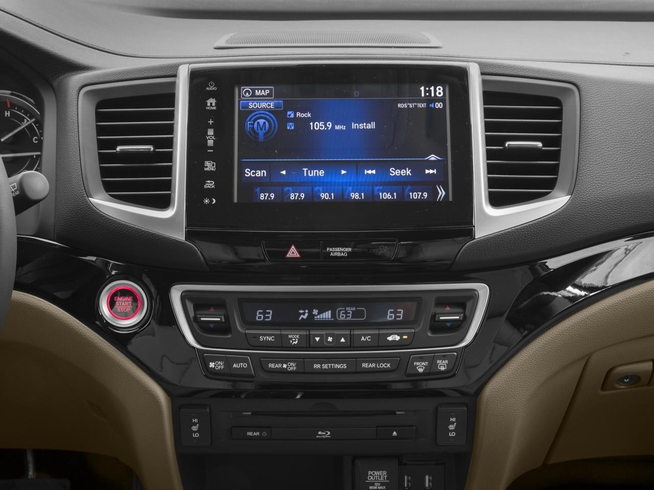 2017 Honda Pilot Touring 2WD