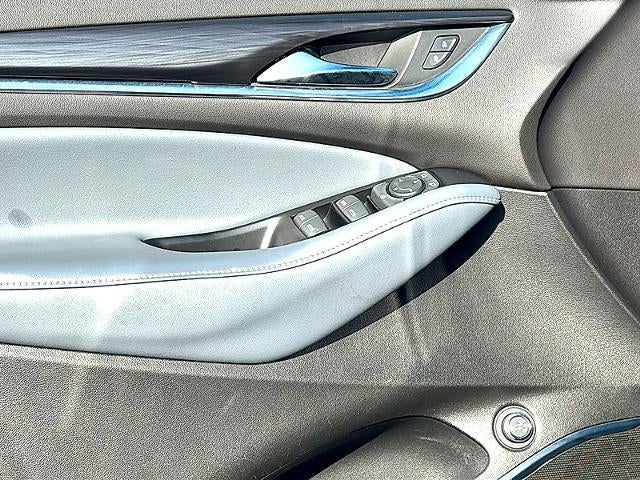 2022 Buick Enclave Essence FWD