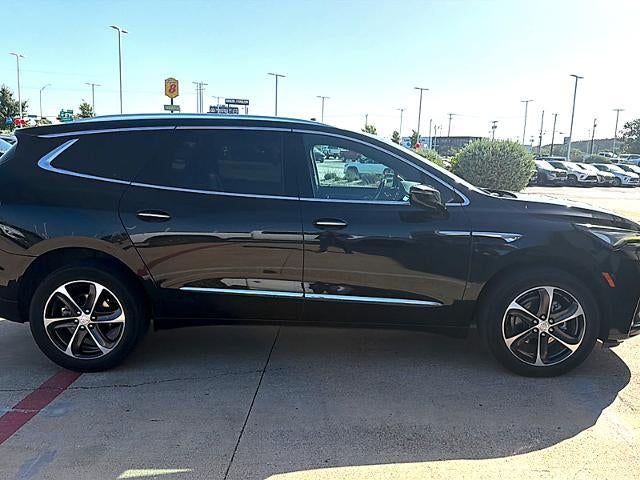 2022 Buick Enclave Essence FWD