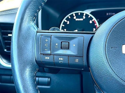 2021 Nissan Rogue FWD SV