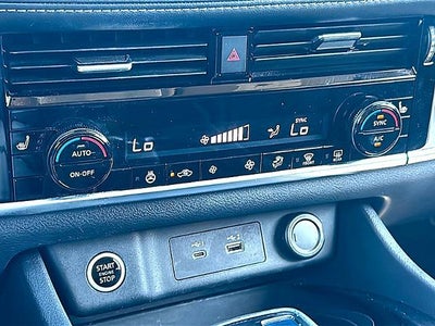 2021 Nissan Rogue FWD SV