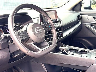 2024 Nissan Rogue FWD SV