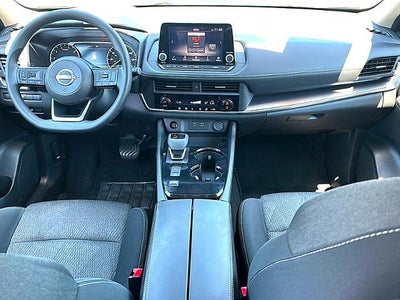 2024 Nissan Rogue FWD SV