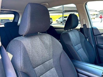 2024 Nissan Rogue FWD SV