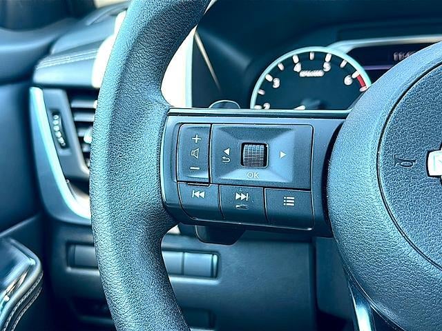 2024 Nissan Rogue FWD SV