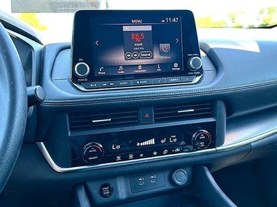 2024 Nissan Rogue FWD SV