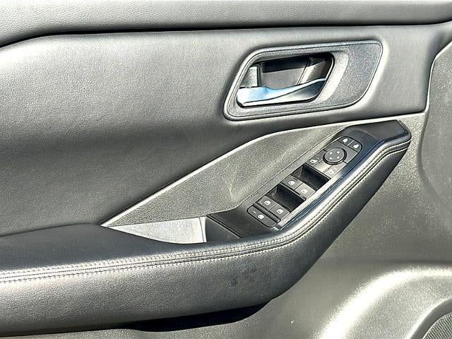 2025 Nissan Rogue FWD SV