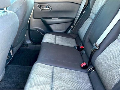 2025 Nissan Rogue FWD SV