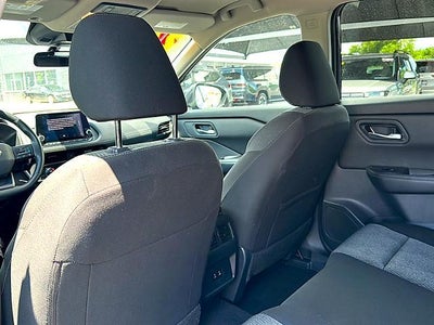 2025 Nissan Rogue FWD SV