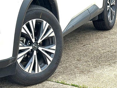 2023 Nissan Rogue FWD SV