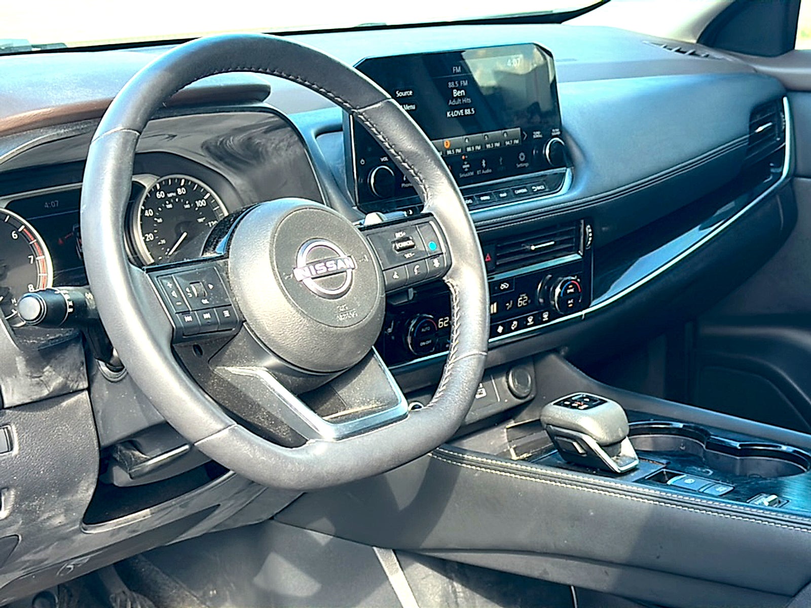 2023 Nissan Rogue SL FWD