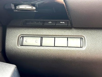 2025 Nissan Pathfinder SV 2WD