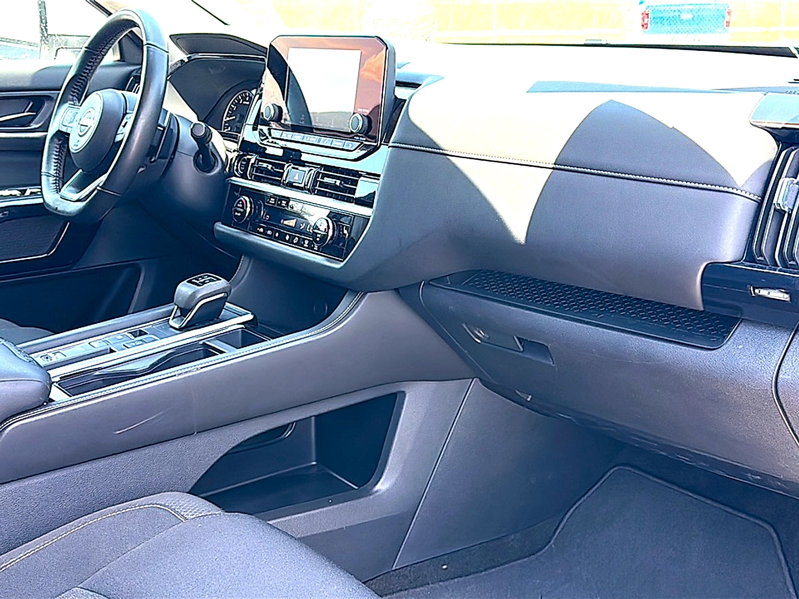 2024 Nissan Pathfinder SV FWD