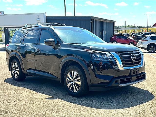 2025 Nissan Pathfinder SL 2WD