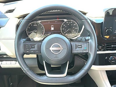 2025 Nissan Pathfinder SL 2WD