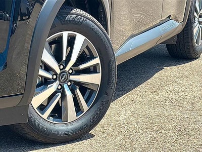 2025 Nissan Pathfinder SL 2WD