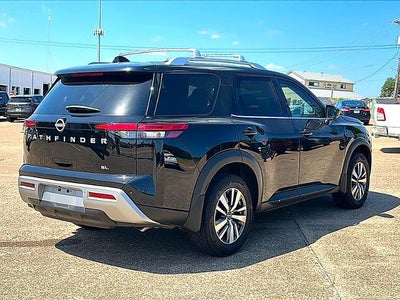 2025 Nissan Pathfinder SL 2WD
