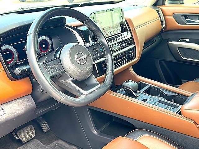 2024 Nissan Pathfinder Platinum 2WD