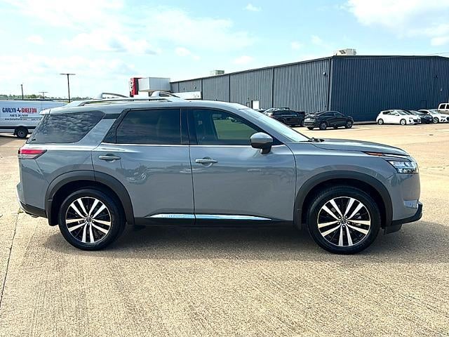 2024 Nissan Pathfinder Platinum 2WD