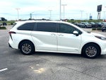 2021 Toyota Sienna XLE FWD 8-Passenger (Natl)