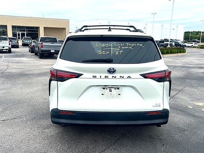 2021 Toyota Sienna XLE FWD 8-Passenger (Natl)