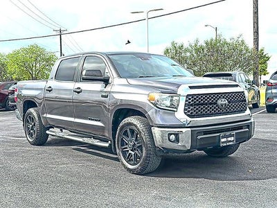 2020 Toyota Tundra 2WD 2WD SR5 CrewMax 5.5' Bed 5.7L (SE)