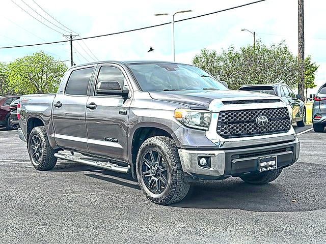 2020 Toyota Tundra 2WD 2WD SR5 CrewMax 5.5' Bed 5.7L (SE)