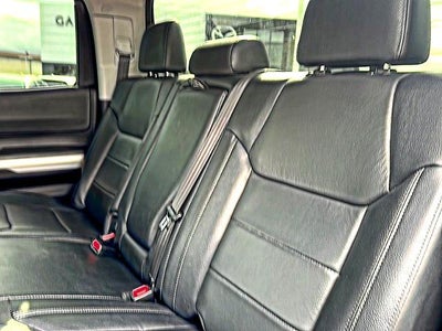 2020 Toyota Tundra 2WD 2WD SR5 CrewMax 5.5' Bed 5.7L (SE)