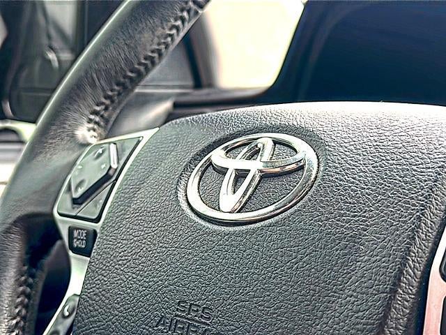 2020 Toyota Tundra 2WD 2WD SR5 CrewMax 5.5' Bed 5.7L (SE)