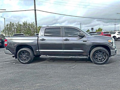 2020 Toyota Tundra 2WD 2WD SR5 CrewMax 5.5' Bed 5.7L (SE)