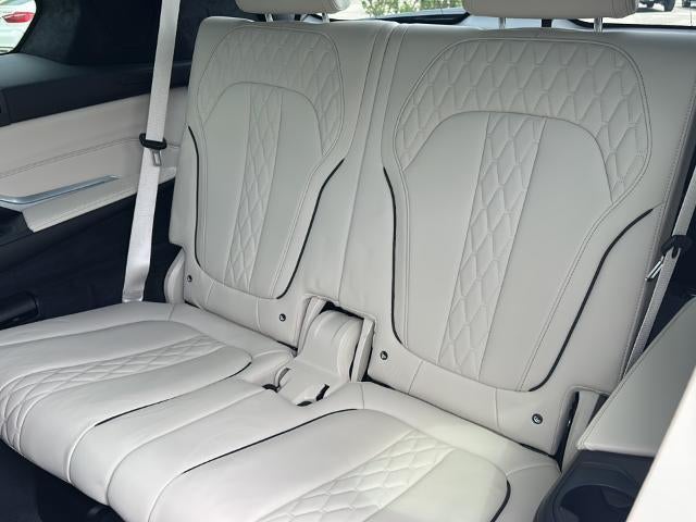 2024 BMW X7 M60i Sports Activity Vehicle
