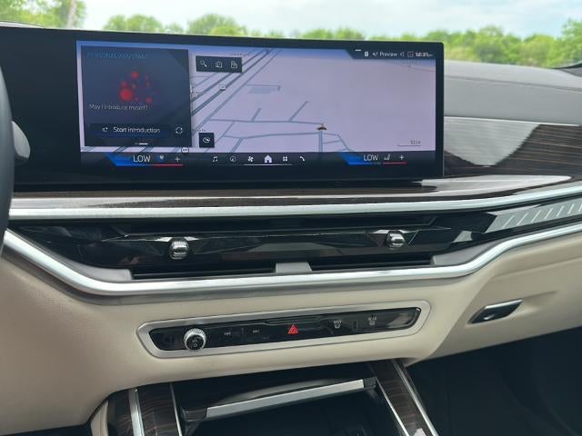 2024 BMW X7 M60i Sports Activity Vehicle