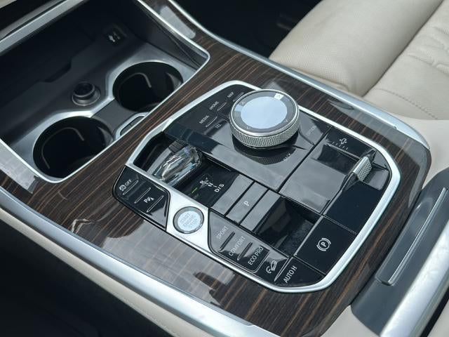 2024 BMW X7 M60i Sports Activity Vehicle