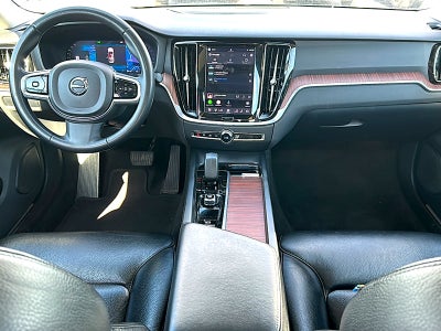 2024 Volvo S60 B5 Plus Dark Theme