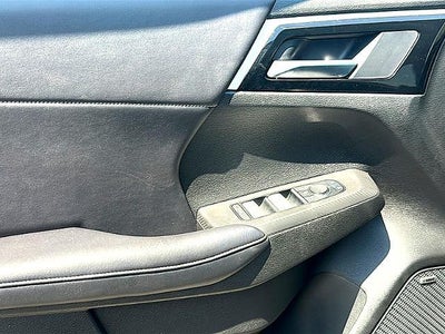 2025 Mitsubishi Outlander SE FWD