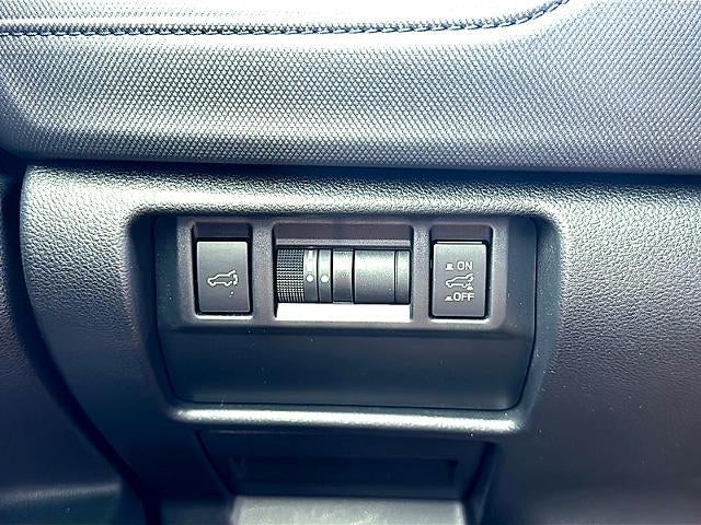2025 Subaru Forester Premium AWD
