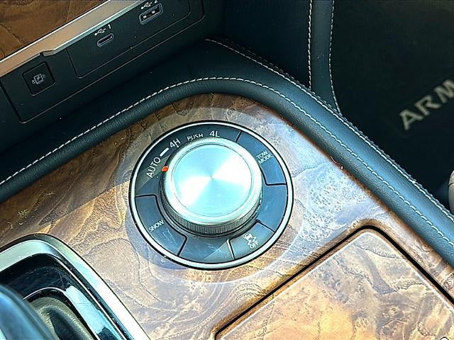 2023 Nissan Armada 4x4 SL