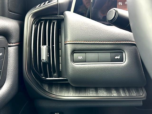 2025 Nissan Armada 4x4 PRO-4X