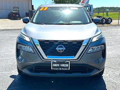 2023 Nissan Rogue FWD SV *Ltd Avail*