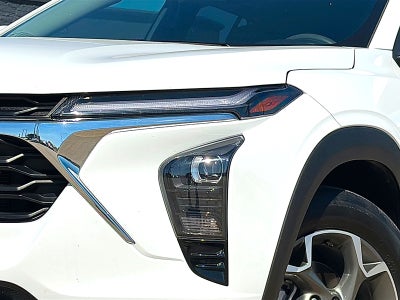 2025 Chevrolet Trax FWD LT