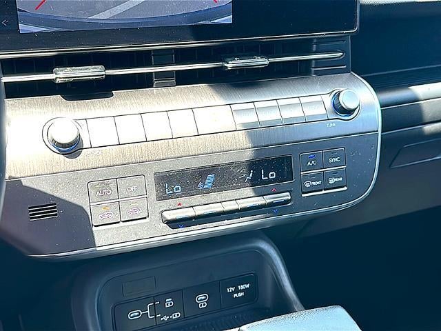 2025 Hyundai KONA SEL FWD