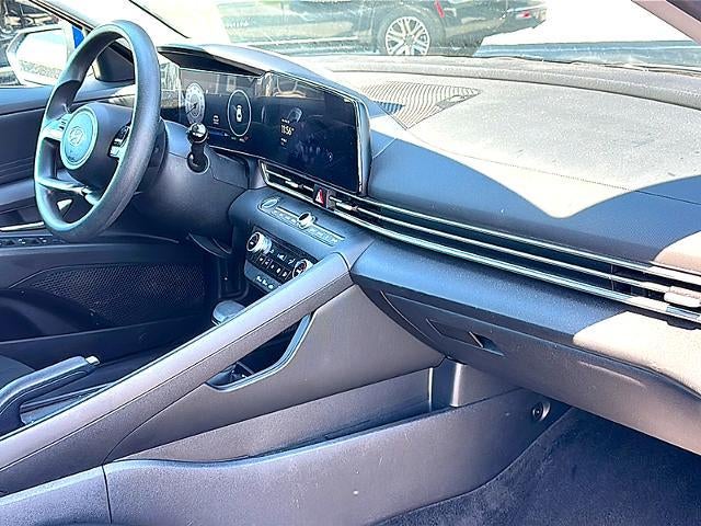 2024 Hyundai ELANTRA SEL IVT
