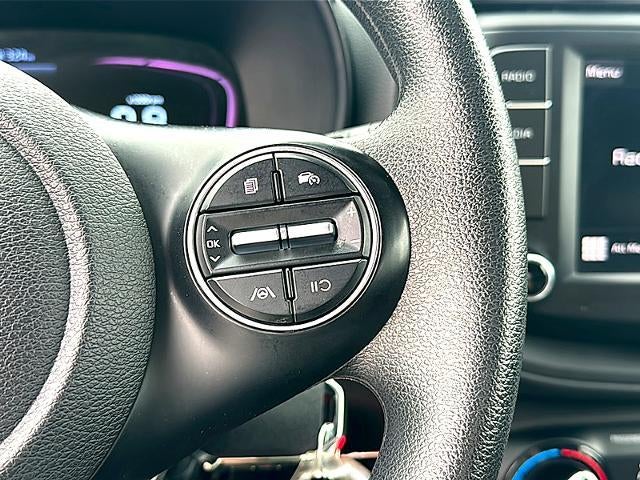 2024 Kia Soul LX IVT