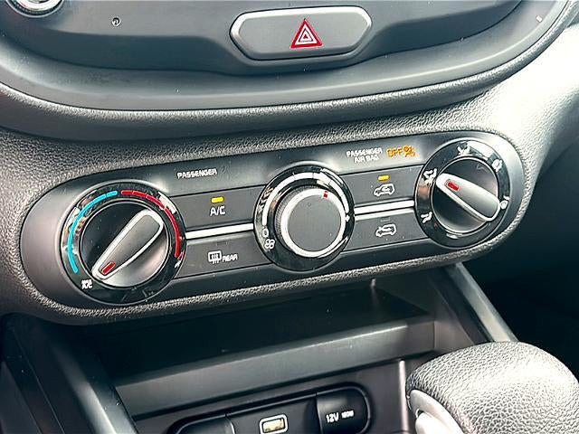 2024 Kia Soul LX IVT