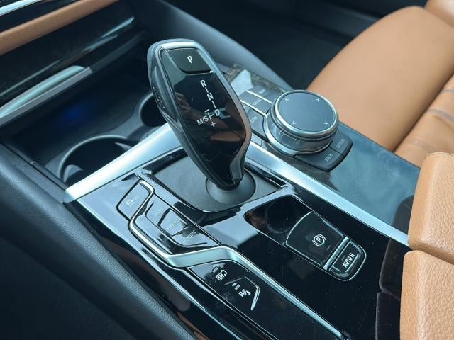 2023 BMW 530e xDrive Plug-In Hybrid