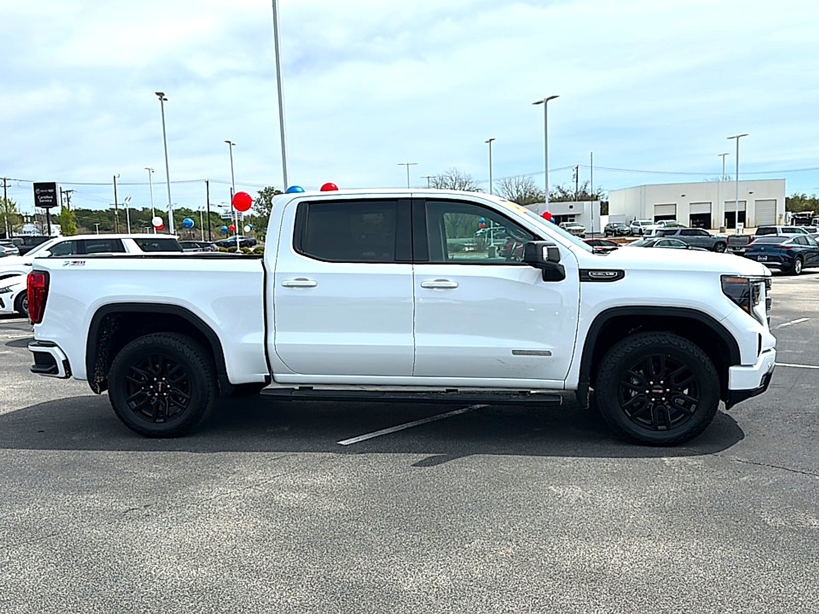 2025 GMC Sierra 1500 Elevation